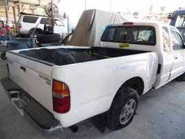 2000 Toyota Tacoma SR5 White Extended Cab 2.4L AT 2WD #Z24729